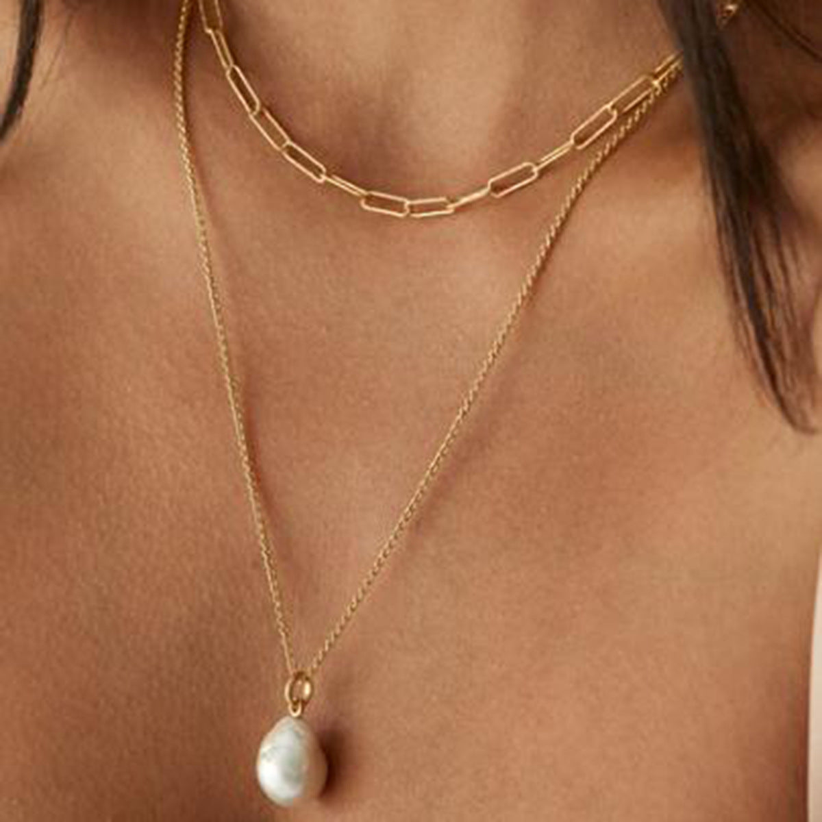 Xitlali Gold Tone Layered Pearl Necklace [EL4MY9XJ]