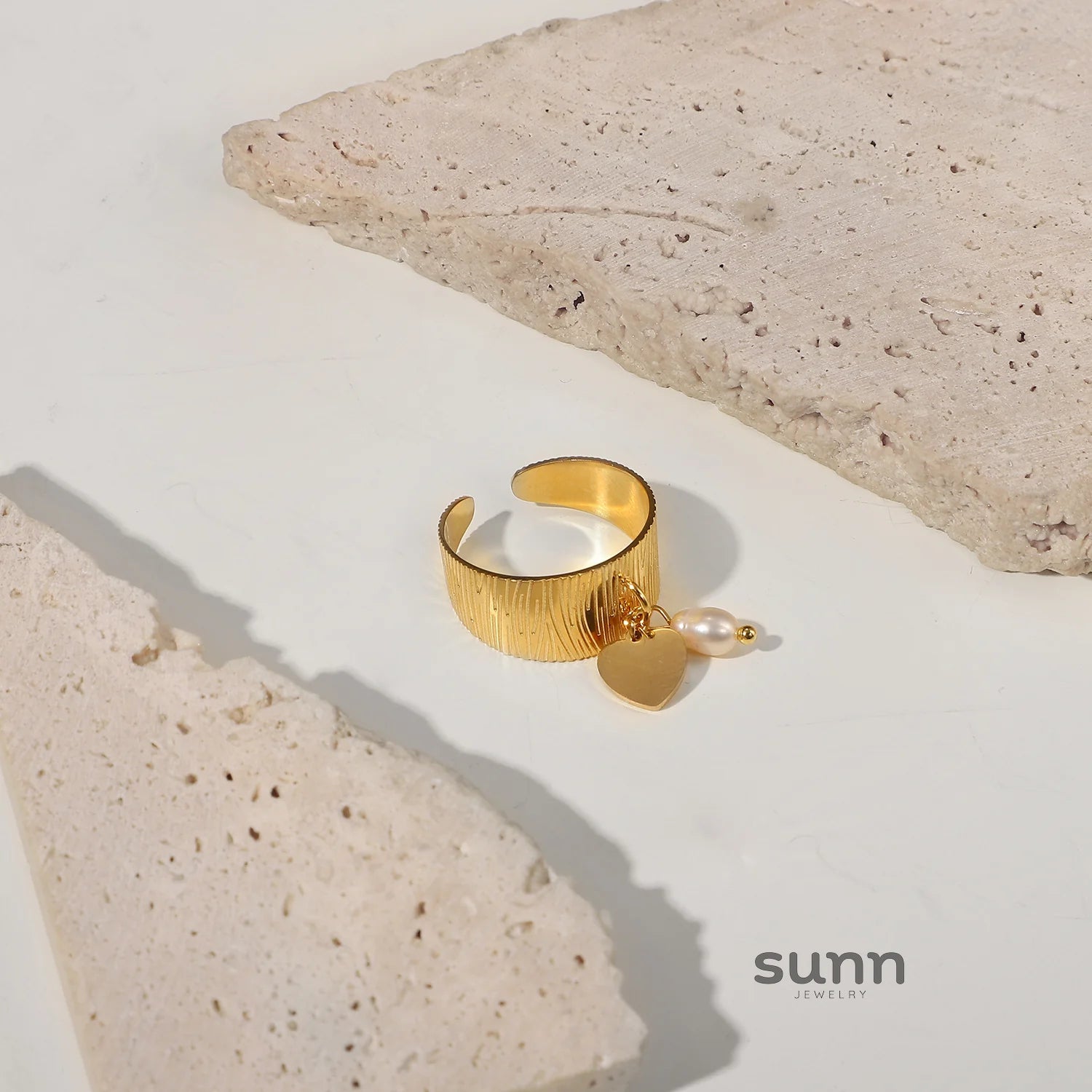 Xitlaly Dainty Pearl Ring