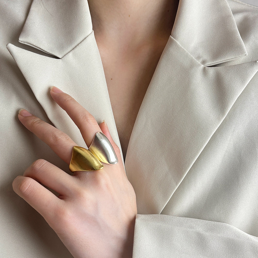 Yadira Asymmetrical Statement Ring [PD5DY6OF]