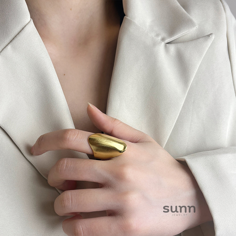 Yadira Asymmetrical Statement Ring [2FYXWWDT]