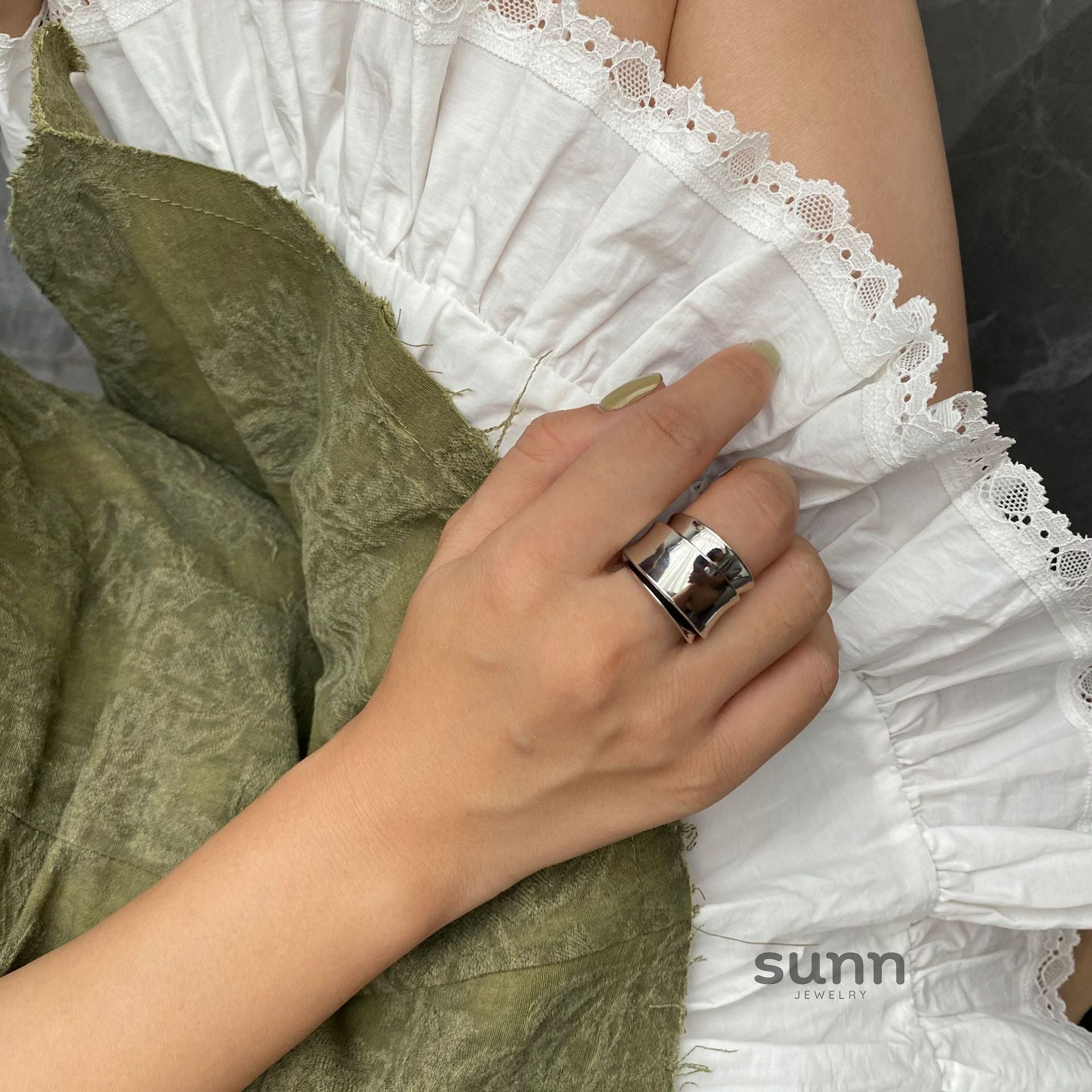 Yamileth Double Layer Enamel Ring [W5F89MOE]