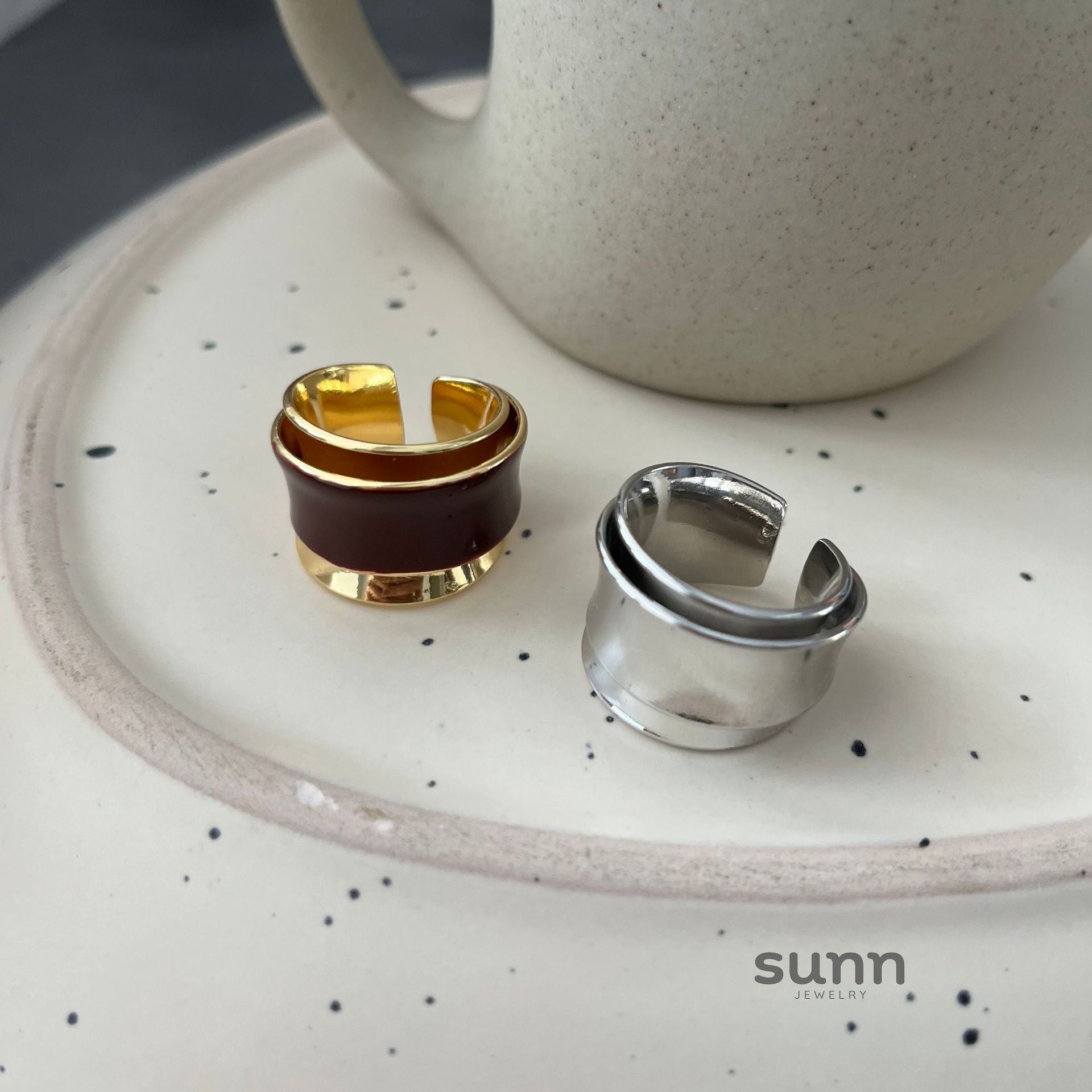 Yamileth Double Layer Enamel Ring [7K42SHR7]