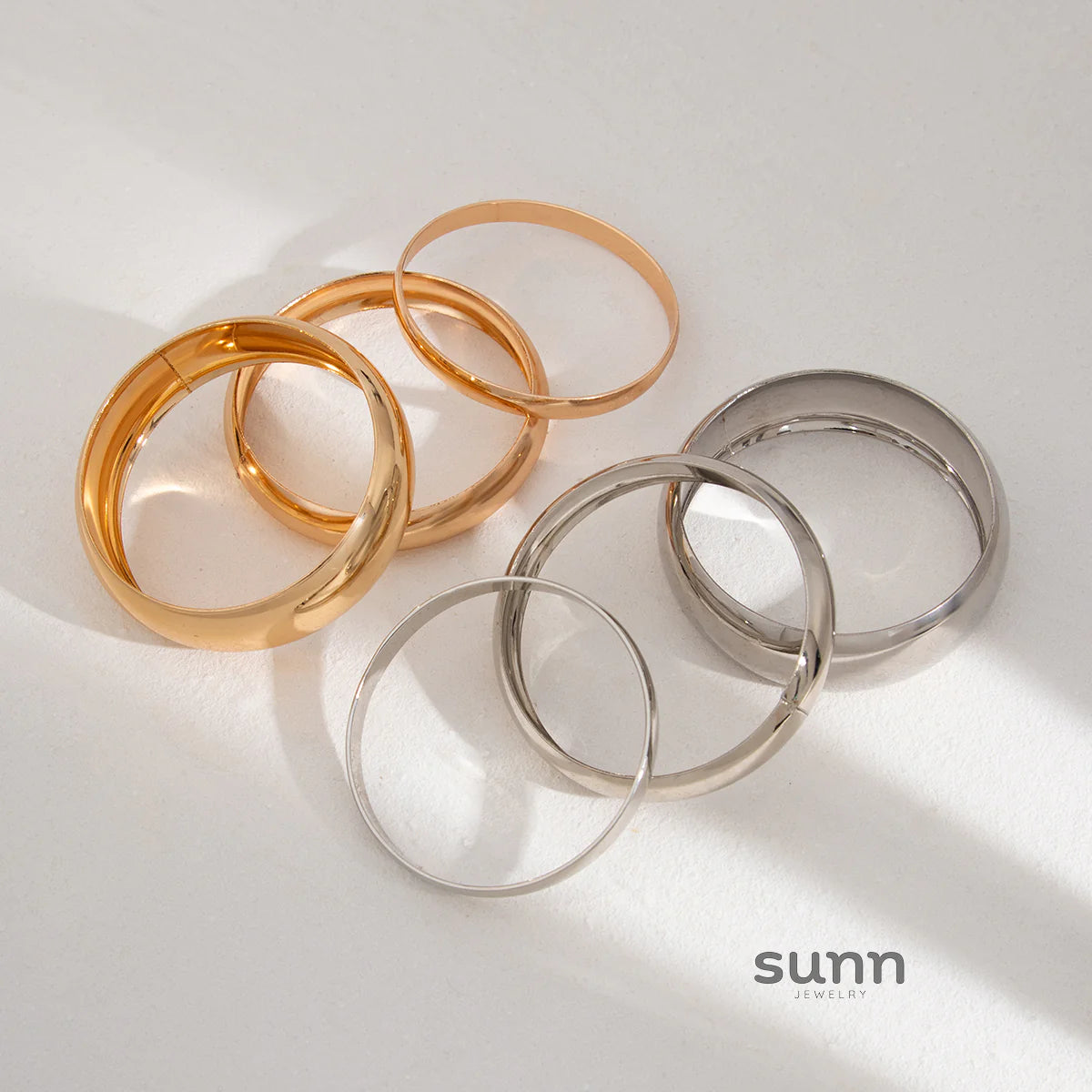 Yaritza Sleek Bangle Set