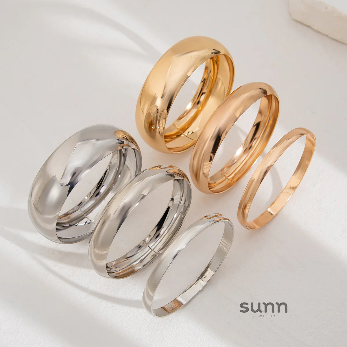 Yaritza Sleek Bangle Set