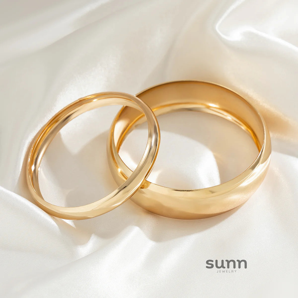 Yaritza Sleek Bangle Set