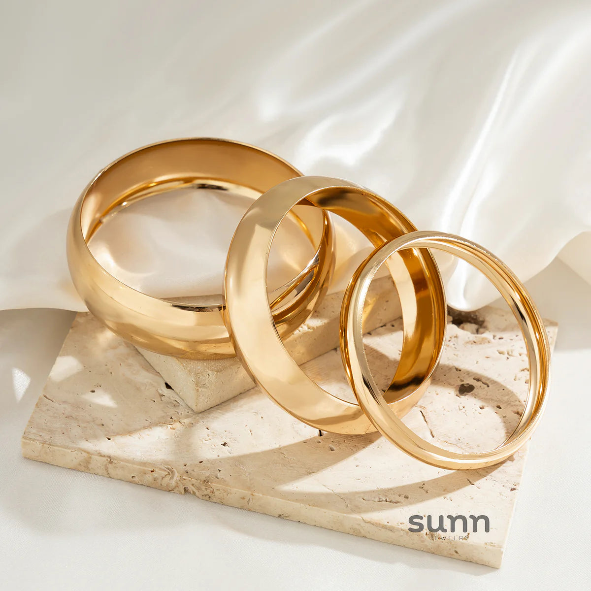 Yaritza Sleek Bangle Set