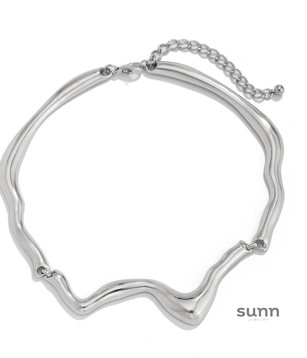 Yashvi Sculpted Metal Choker [AZB9WLQI]
