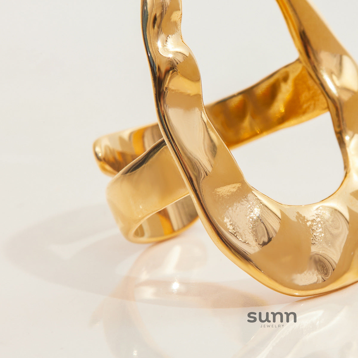 Yashvi Sculptural Steel Ring [B51I6TMK]