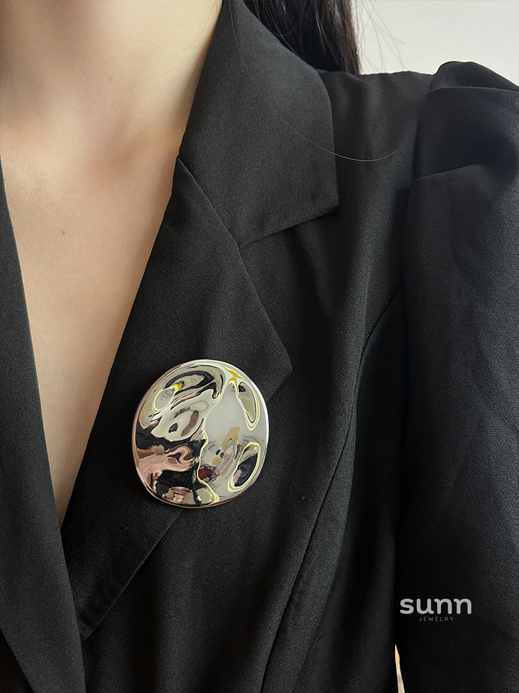 Yaslin Irregular Circle Brooch