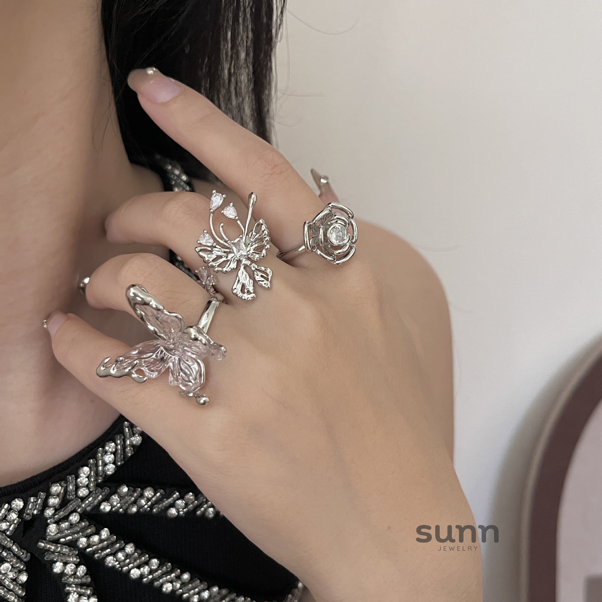 Yasmine Enchanted Bloom Ring [N6BGWIUW]