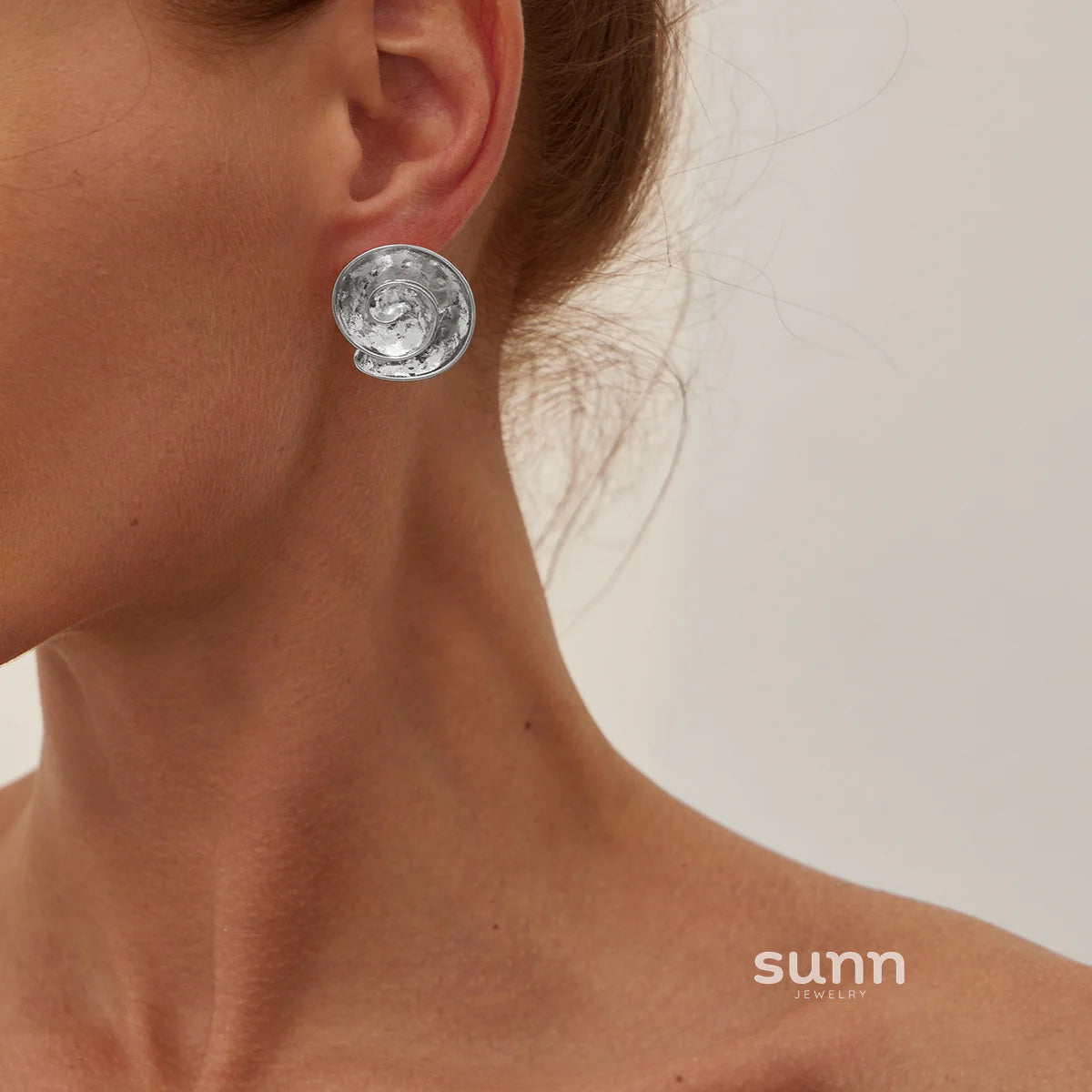 Yehudis Spiral Snail Stud Earrings