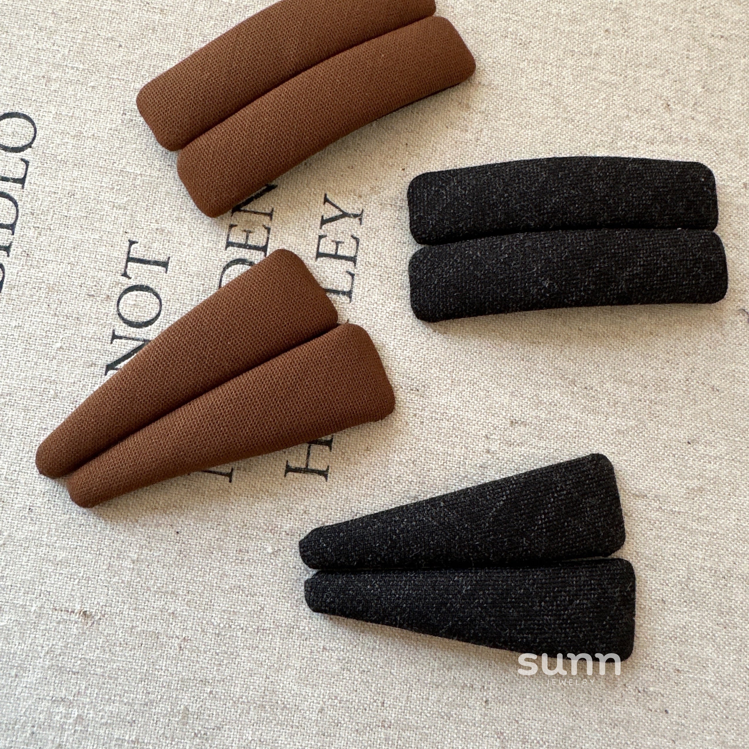 Yelitza Minimalist Fabric Hair Clip [QCNTUC5R]