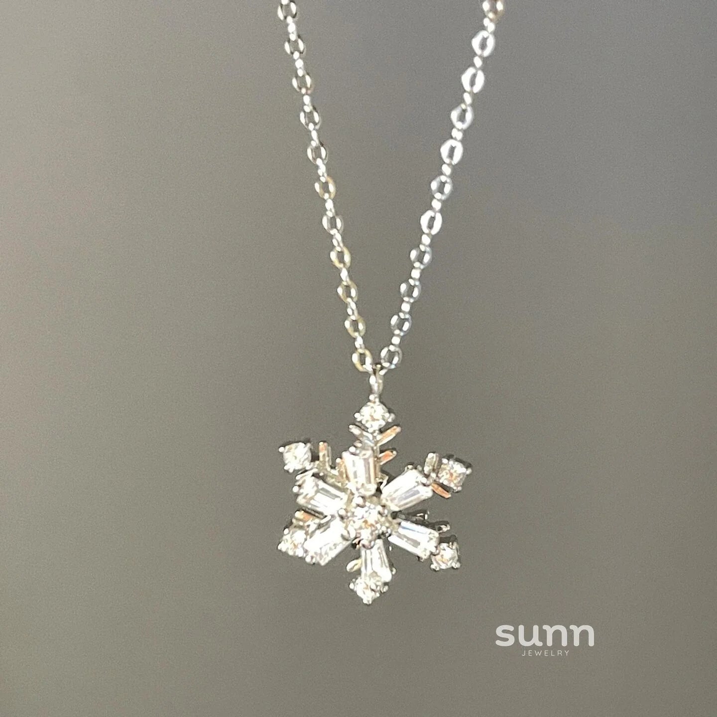 Yelitza Stellar Snowflake Necklace