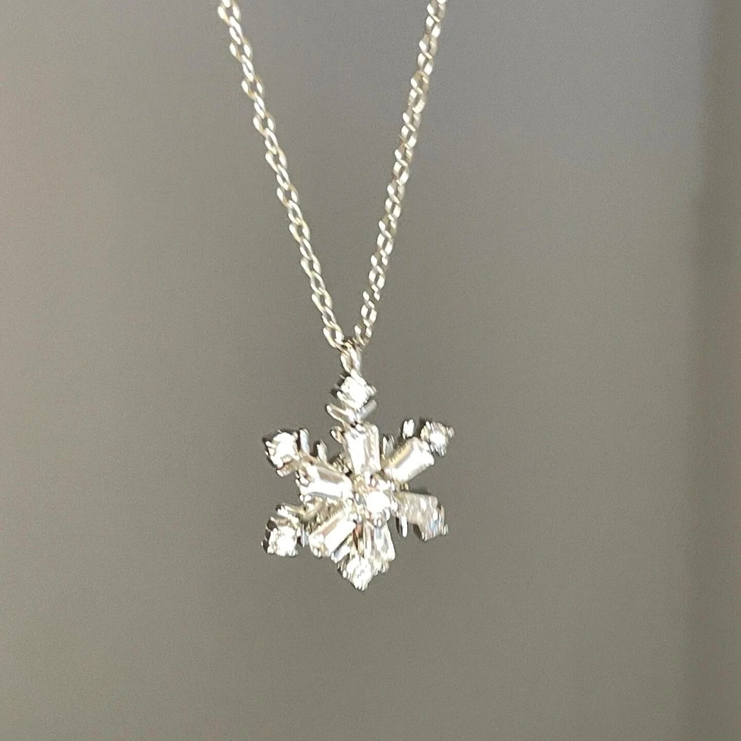 Yelitza Stellar Snowflake Necklace