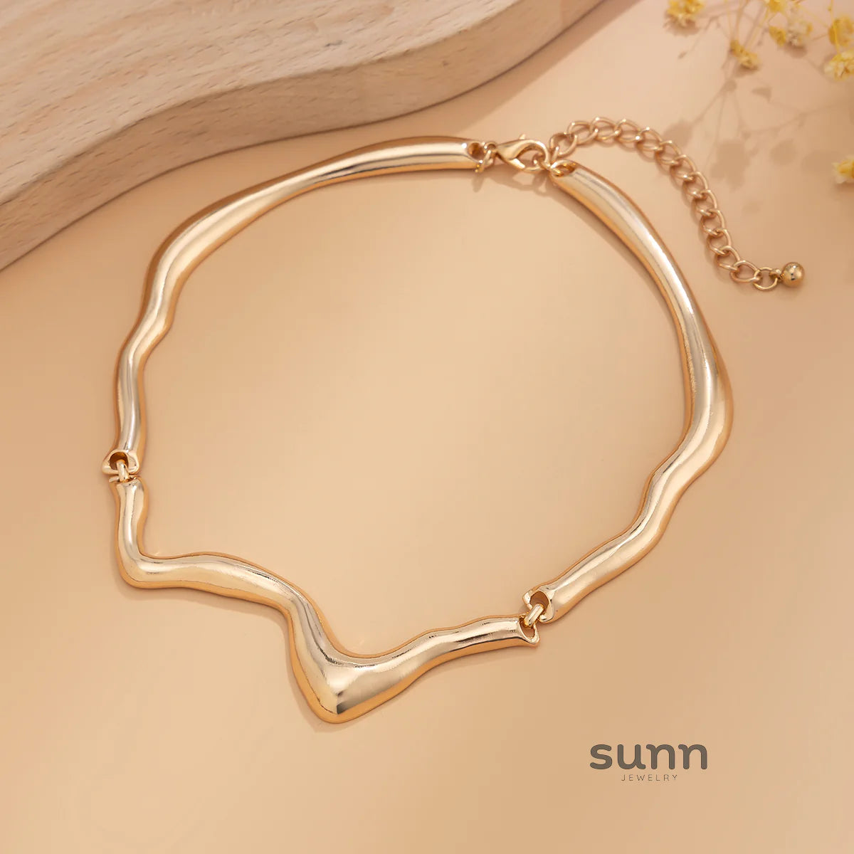 Ysabella Irregular Wave Necklace