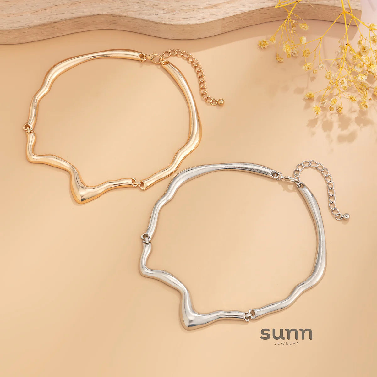 Ysabella Irregular Wave Necklace