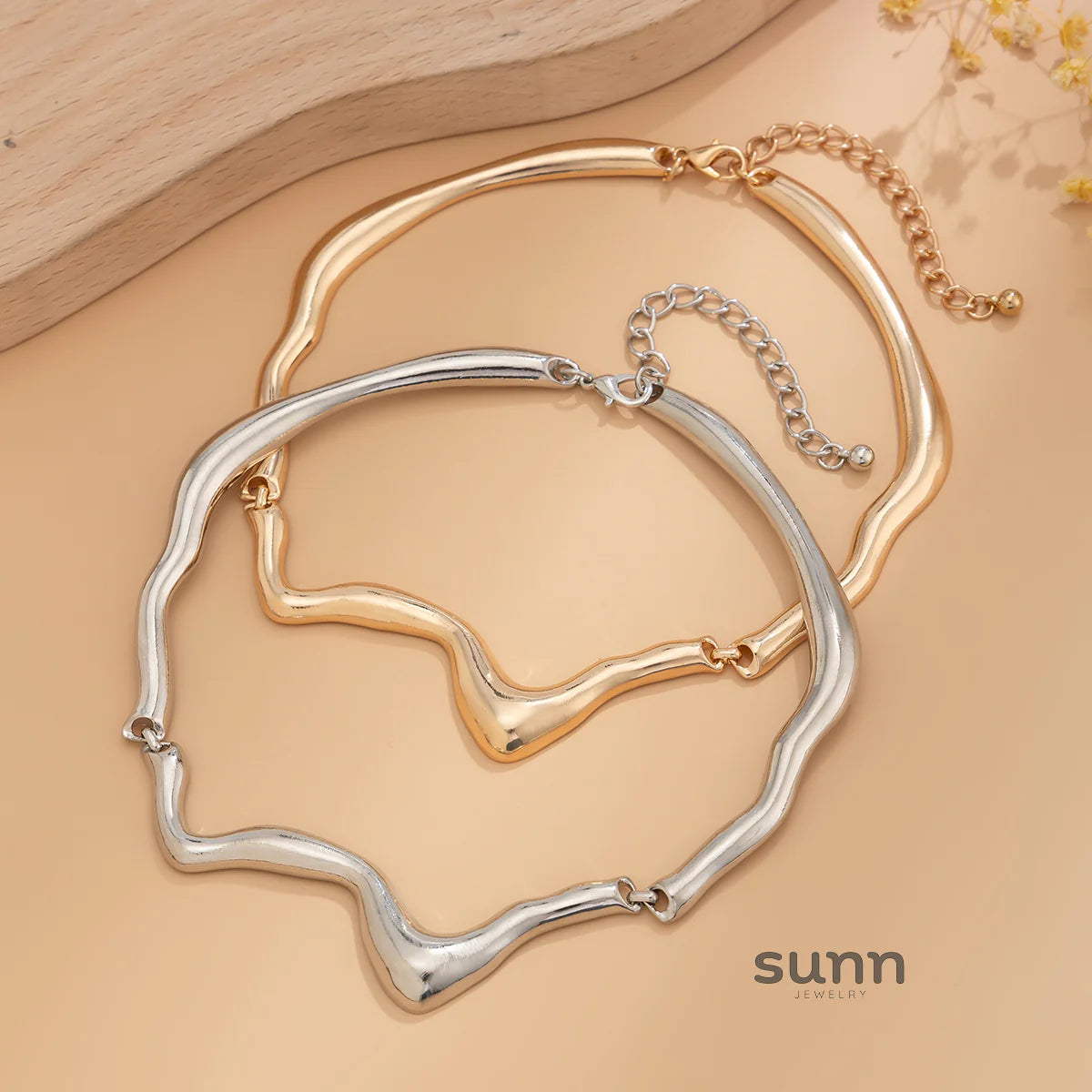 Ysabella Irregular Wave Necklace