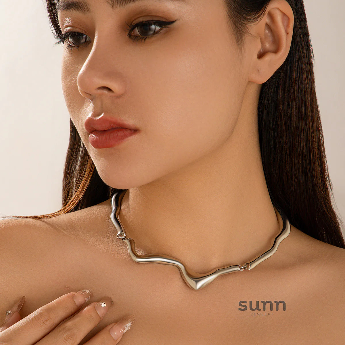 Ysabella Irregular Wave Necklace