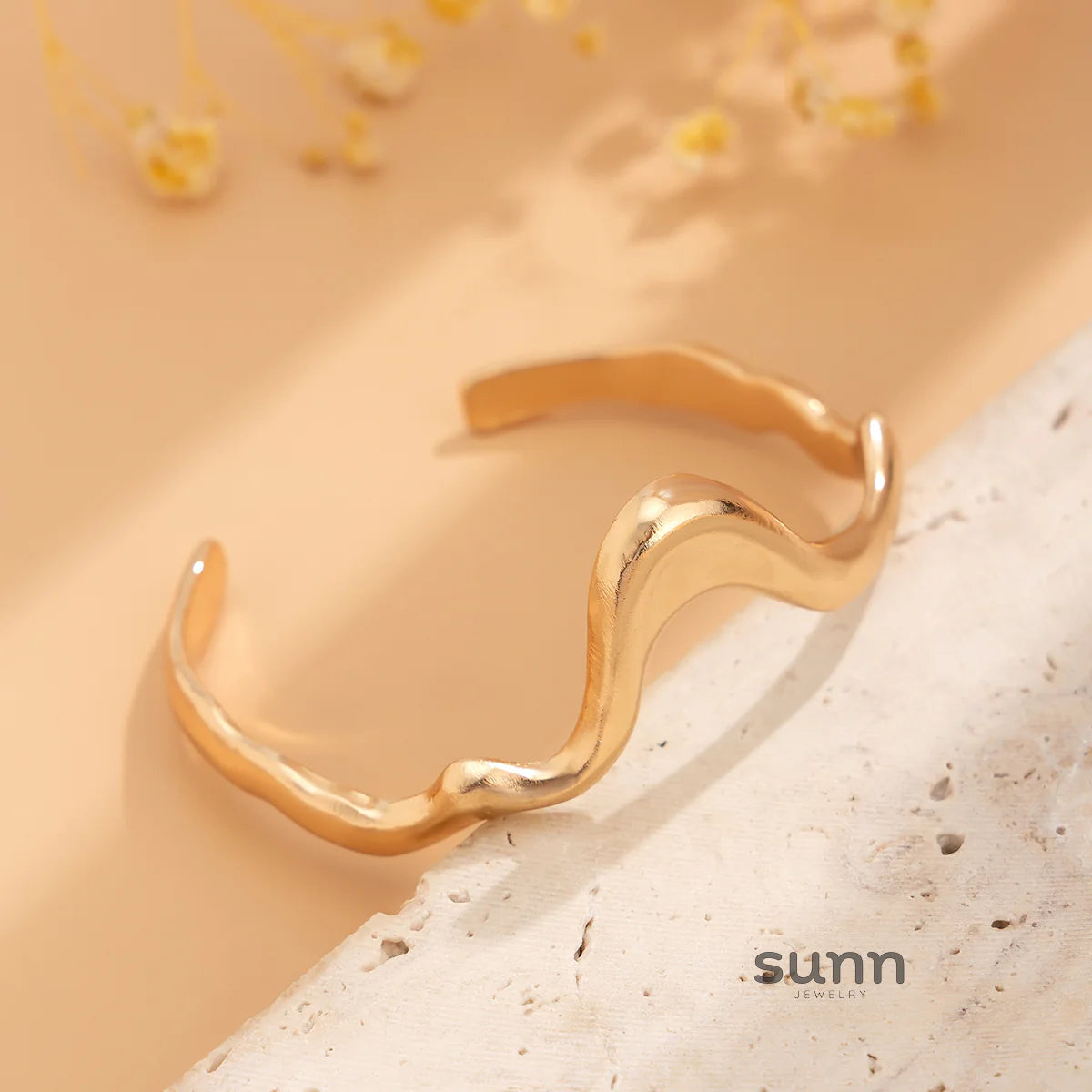 Ysabella Irregular Wave Necklace