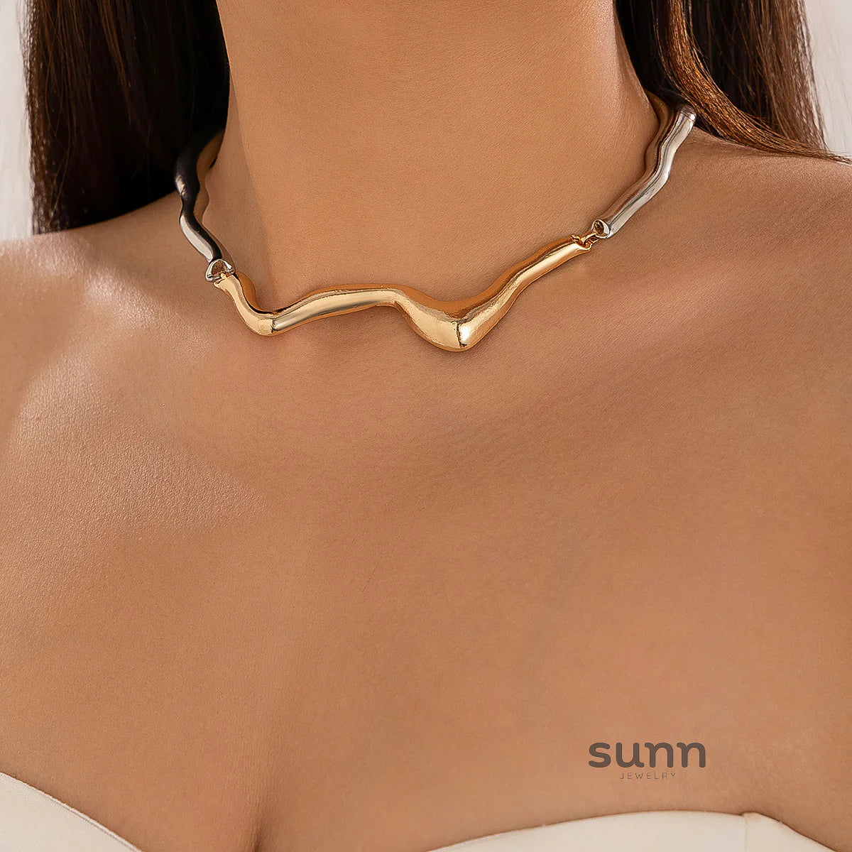 Ysabella Irregular Wave Necklace