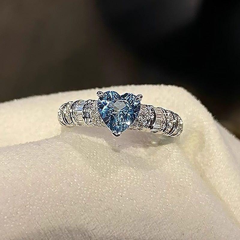 Yulissa Azure Heart Ring [P0AE9SE5]