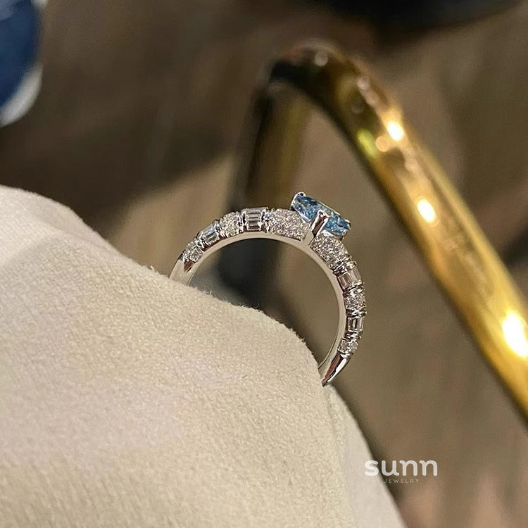 Yulissa Azure Heart Ring [BB49CTO0]