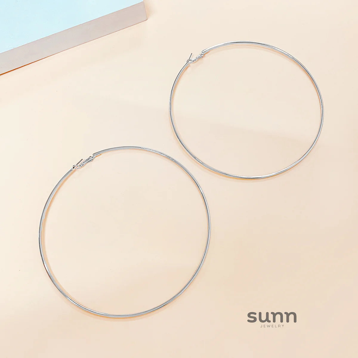 Yuna Oversized Hoop Earrings