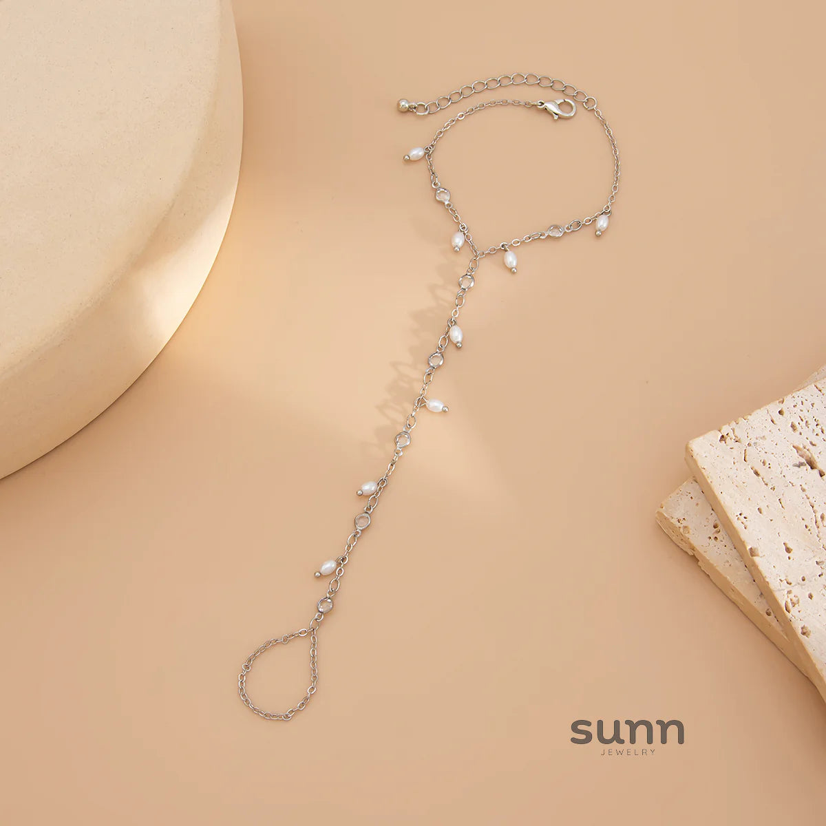 Yuna Pearl Tassel Hand Chain