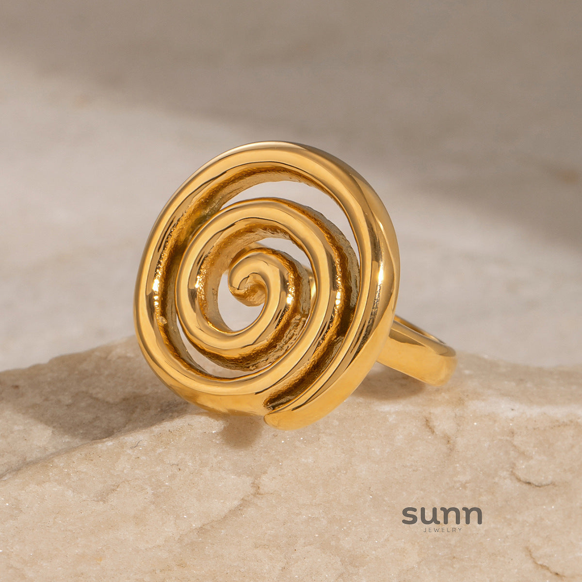 Yuritzi Ocean Spinner Ring [N1Q8FA48]