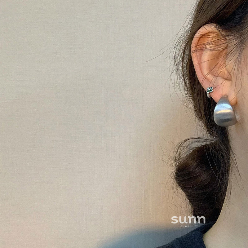 Yuritzy Brushed Silver Hoops