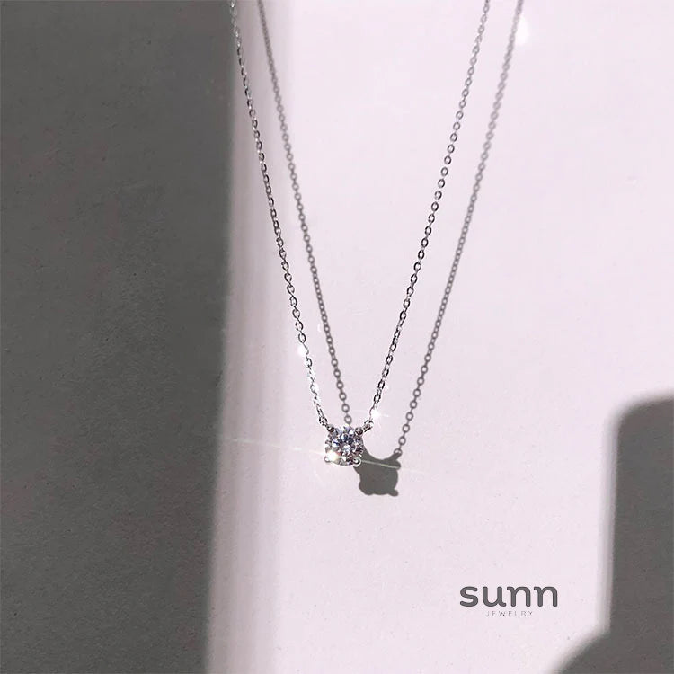 Yvonne Dainty Star Necklace