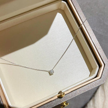Yvonne Dainty Star Necklace