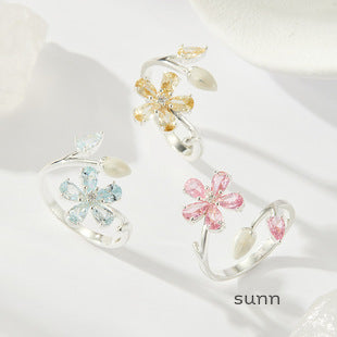 Zadie Floral Zircon Open Ring [XG6ZKIAV]