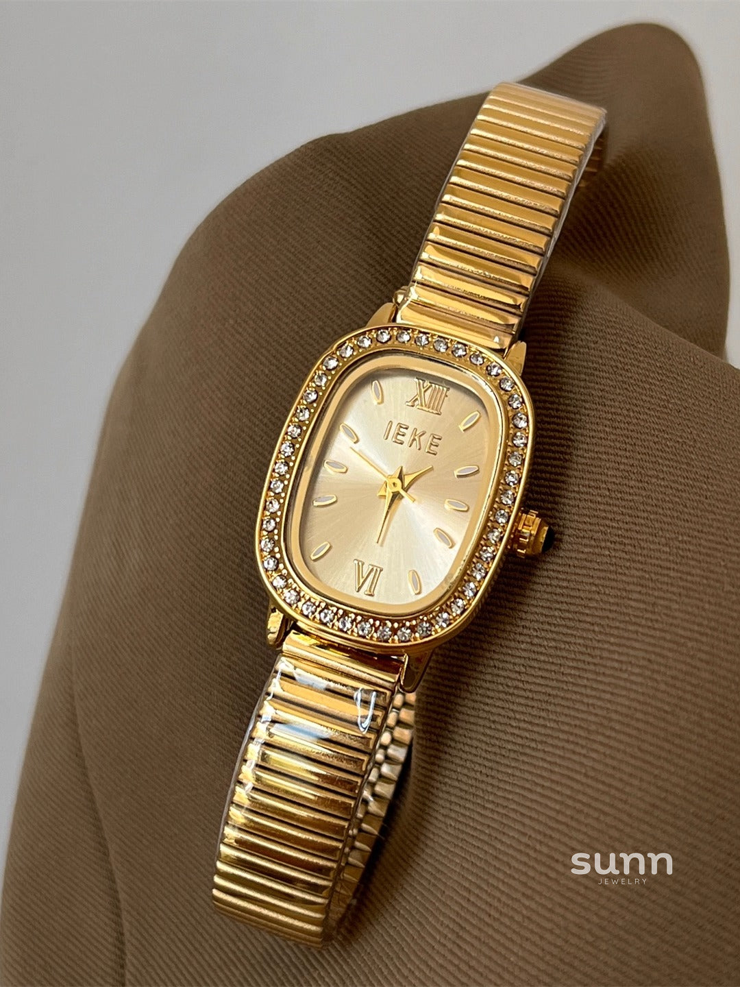 Zahraa Vintage Inlaid Watch [P8GCP26I]