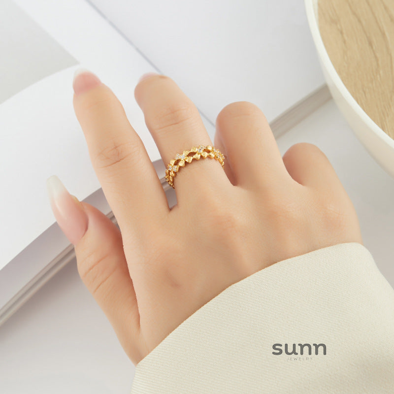 Zainab Floral Zirconia Open Ring [M0A2Y36Q]