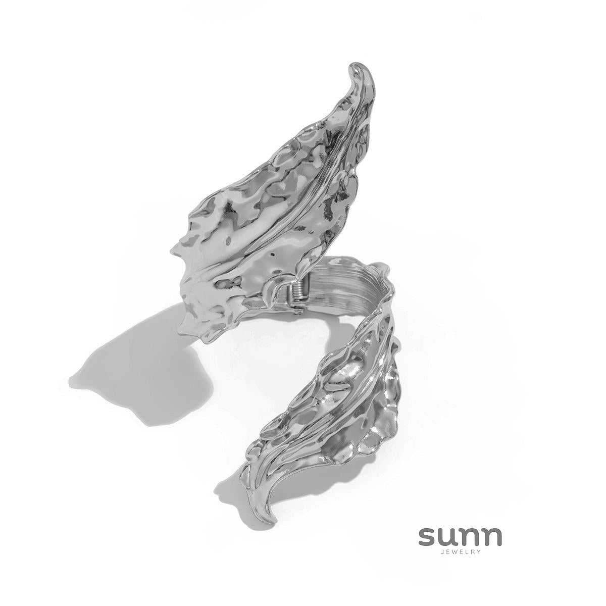 Zaira Liquid Leaf Bracelet [TLDSRYFF]