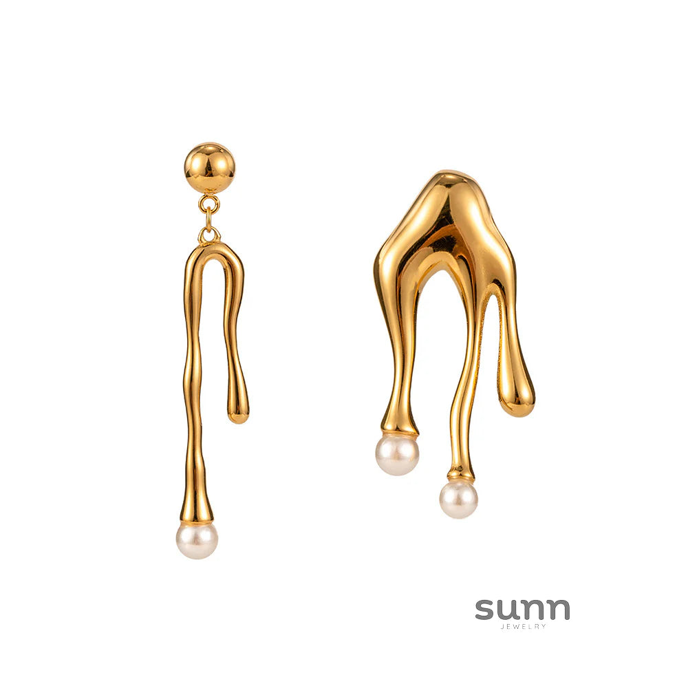 Zaire Liquid Pearl Earrings