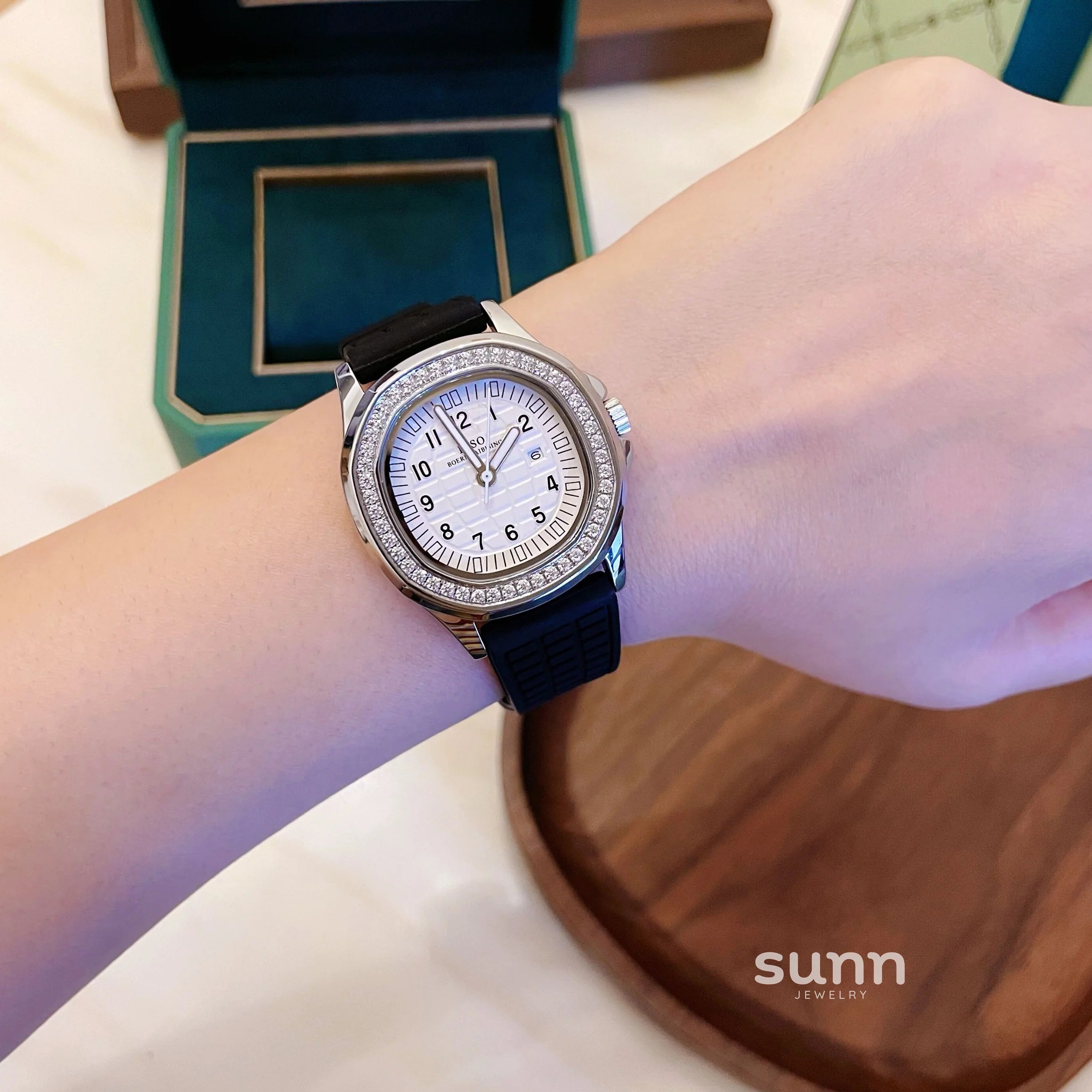 Zaire Square Crystal Watch