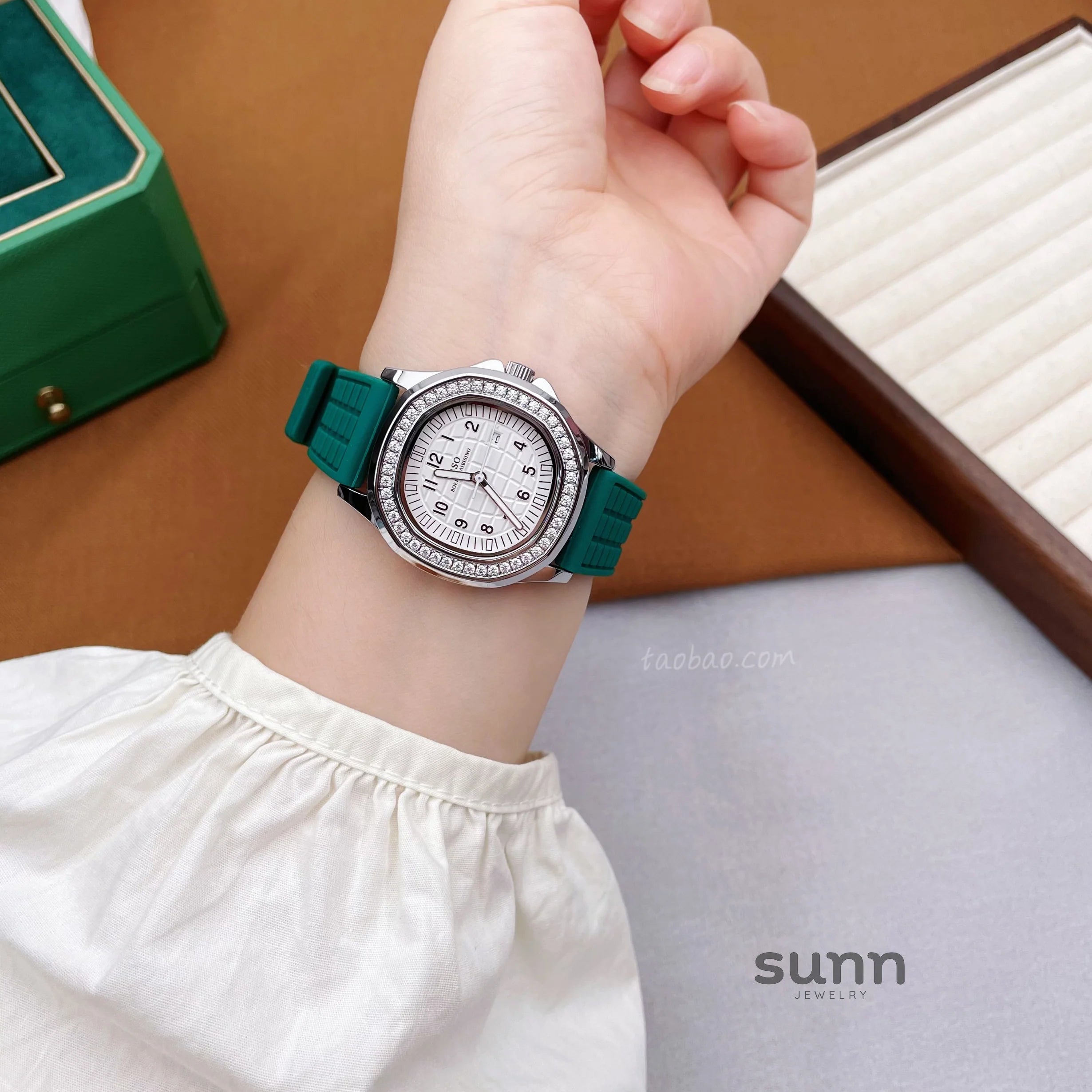 Zaire Square Crystal Watch