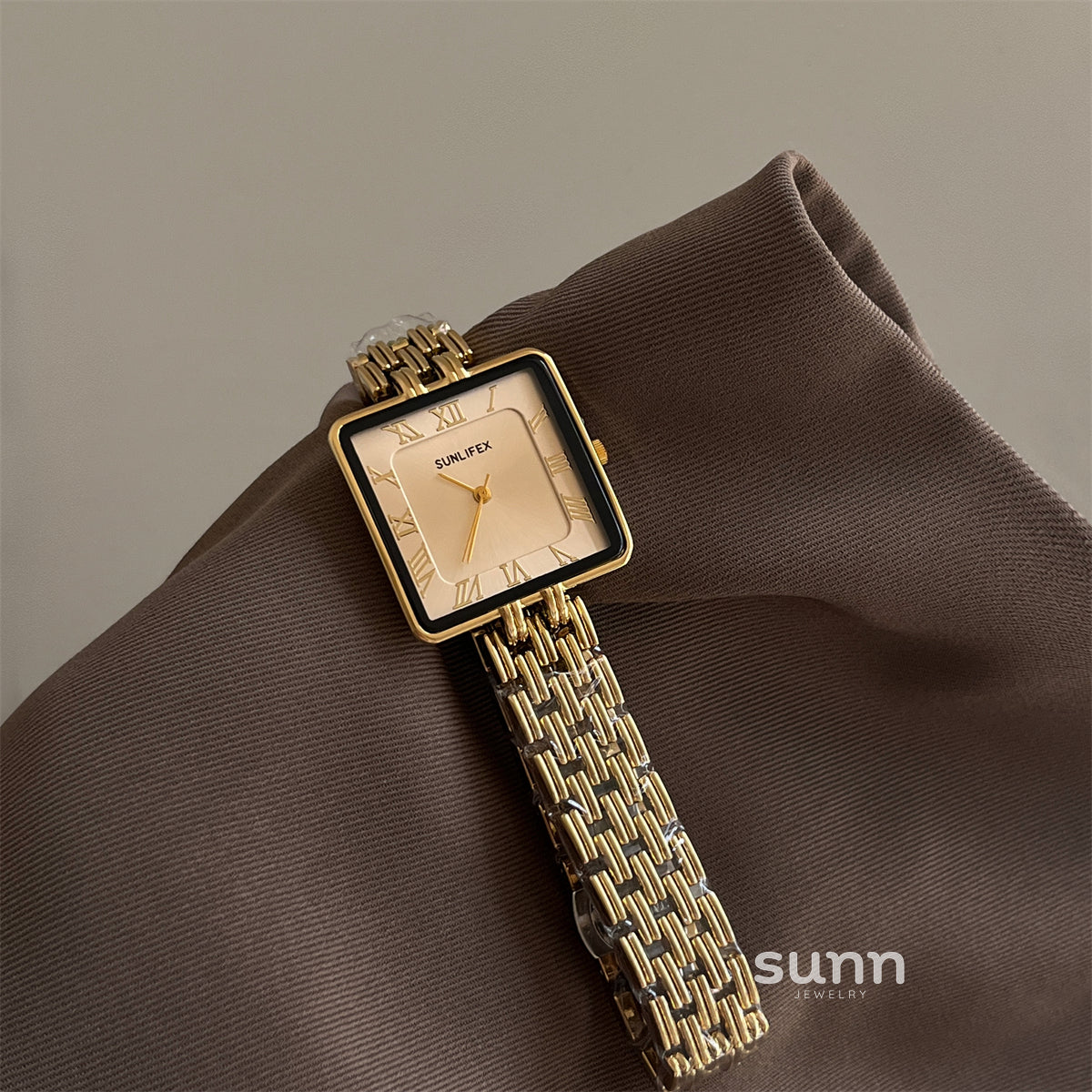 Zalaya Minimalist Square Watch [D5Y2U8V8]