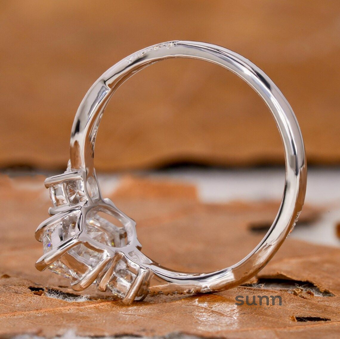 Zaliyah Oval Zircon Ring [5373YFKT]