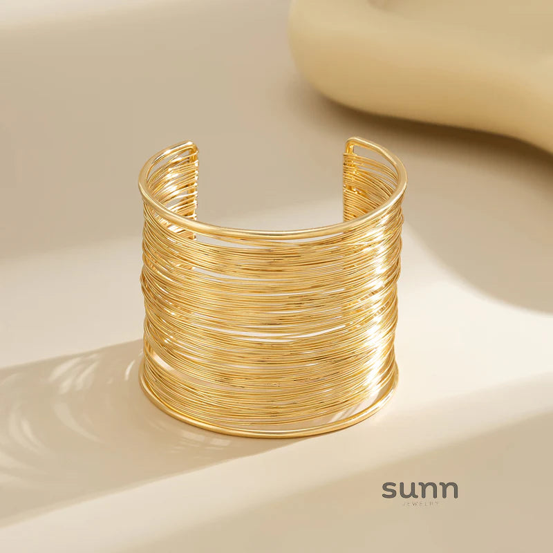 Zaliyah Wide Metal Cuff
