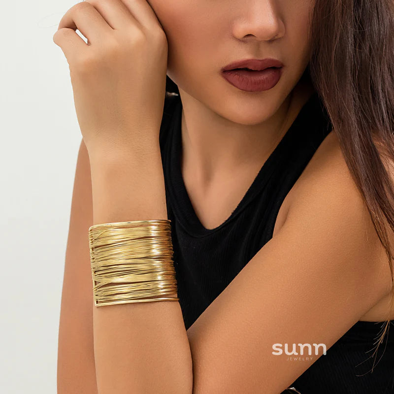 Zaliyah Wide Metal Cuff