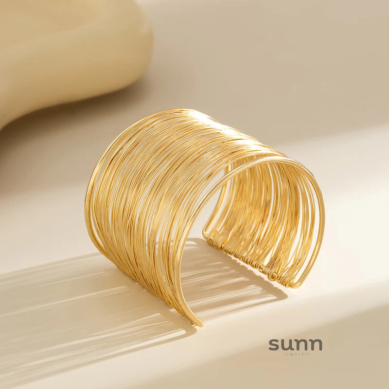 Zaliyah Wide Metal Cuff