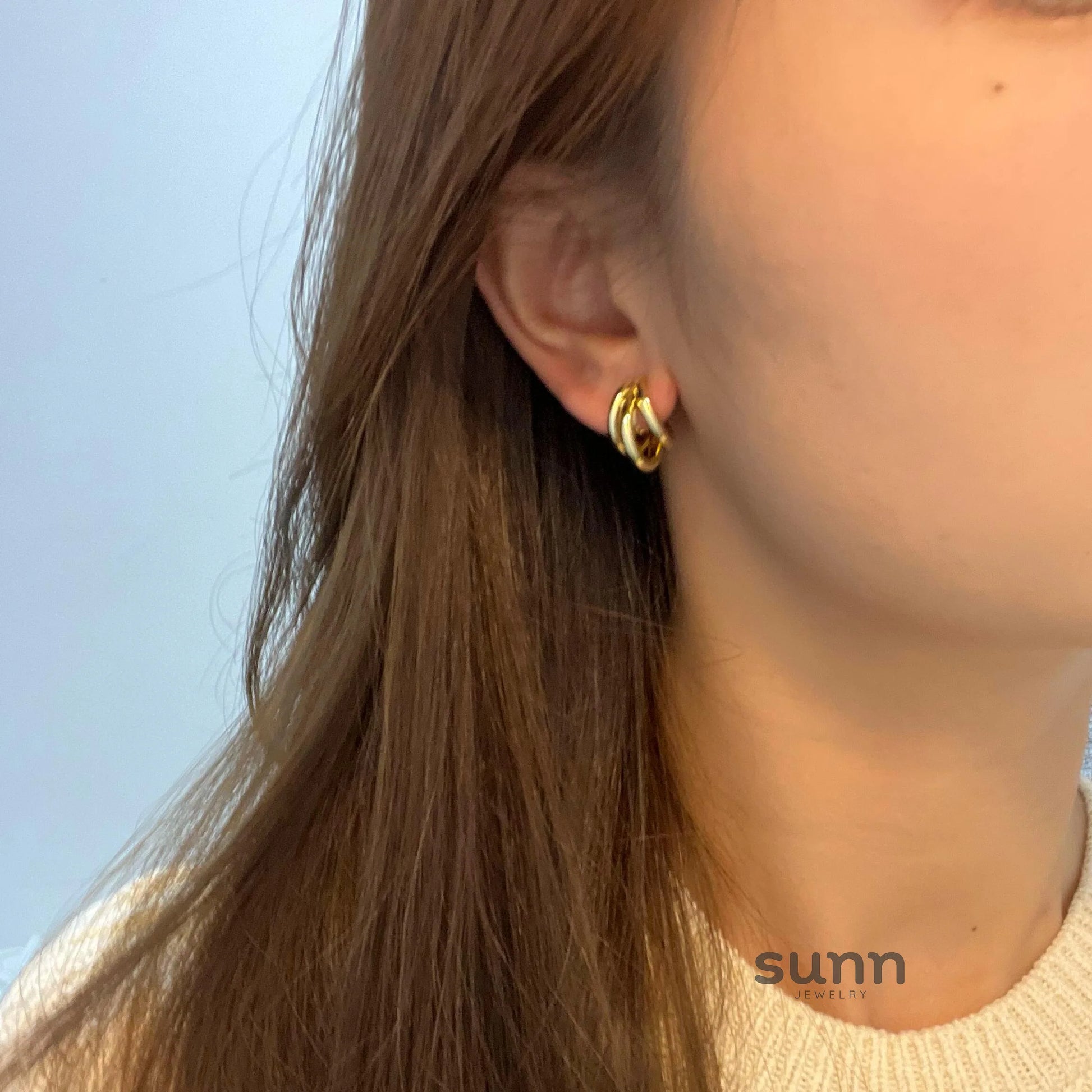 Zamara Golden Crystal Ear Cuff