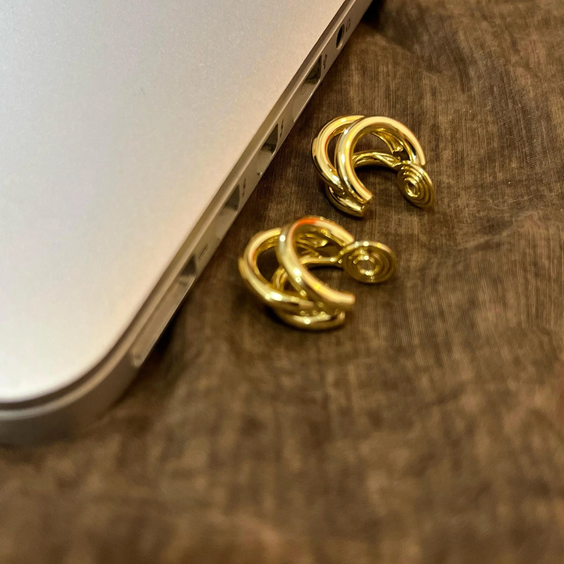 Zamara Golden Crystal Ear Cuff