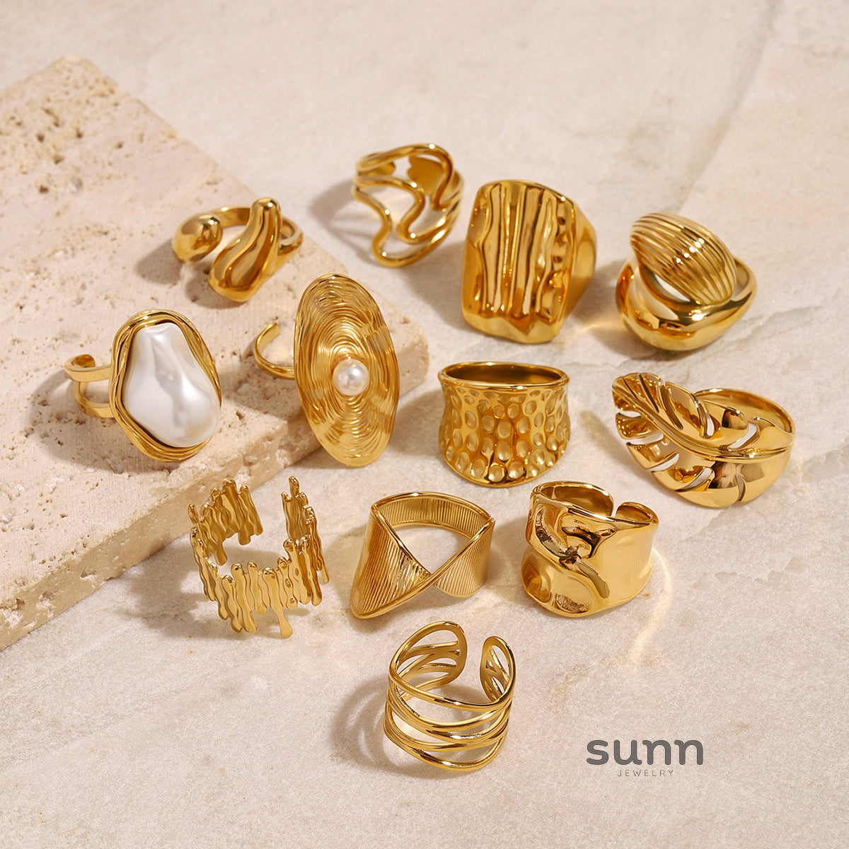Zamari Pearl Gold Statement Ring [DHB67NCP]