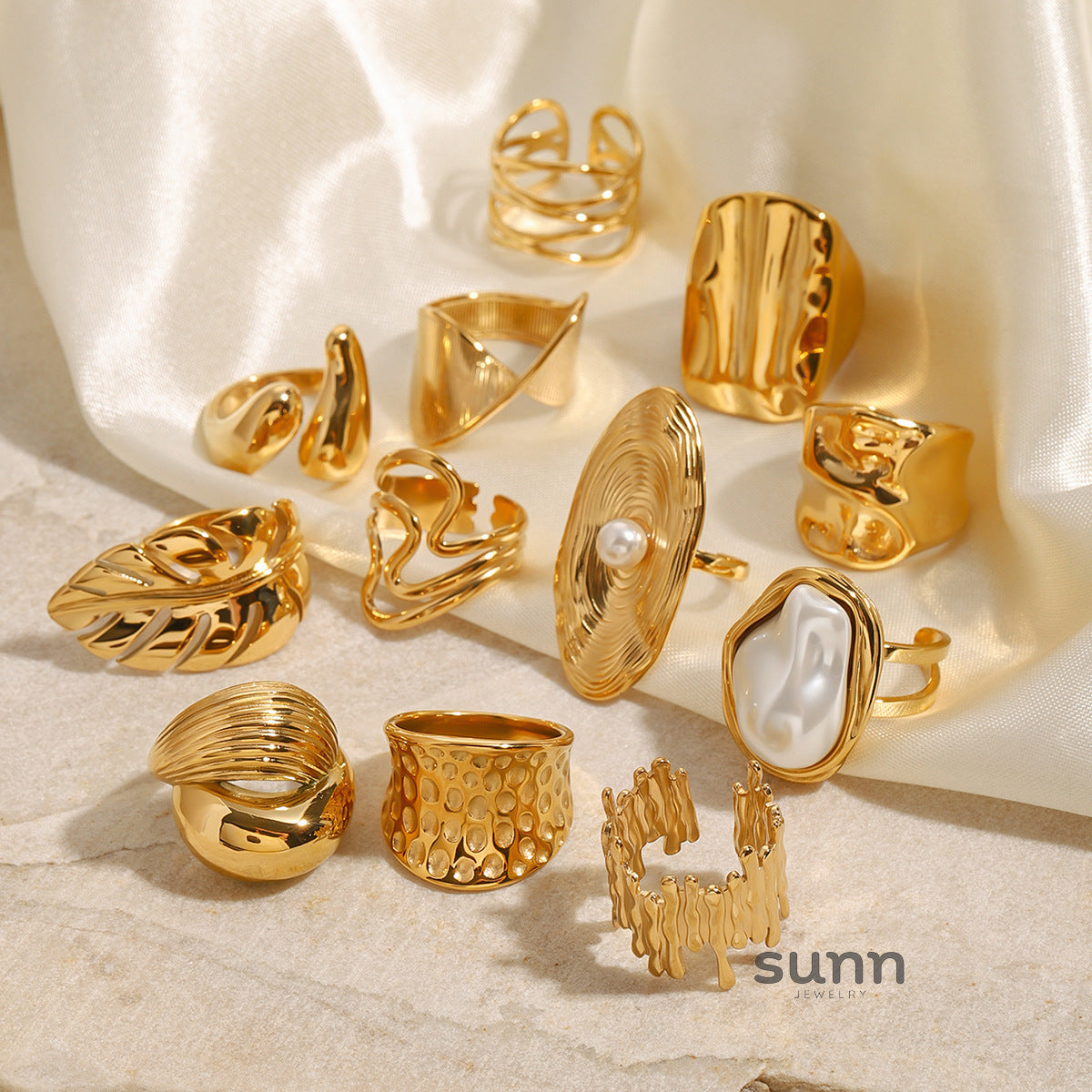 Zamari Pearl Gold Statement Ring [7EHOB9C7]