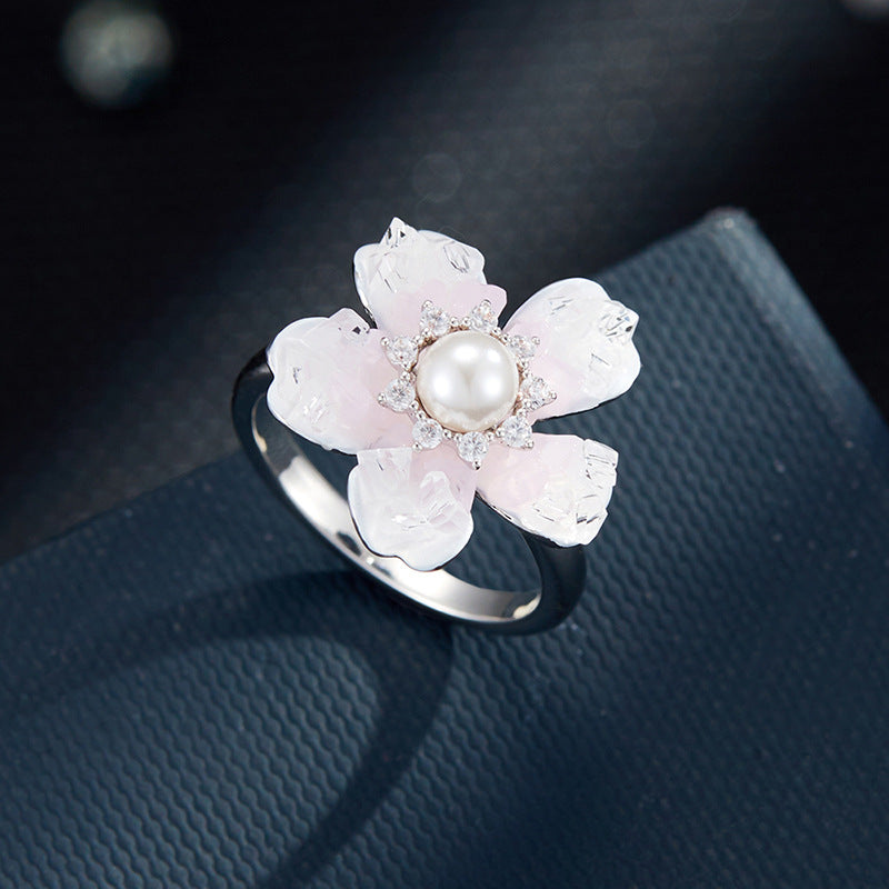 Zamaya Gradient Crystal Camellia Ring [QOM0DTDI]