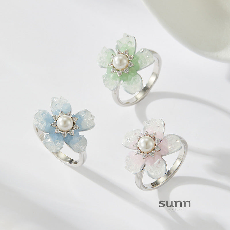 Zamaya Gradient Crystal Camellia Ring [R2A8OLT5]